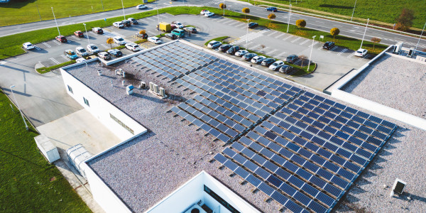 Reformas Integrales de Naves Industriales Alcobendas · Instalación de Energías Renovables